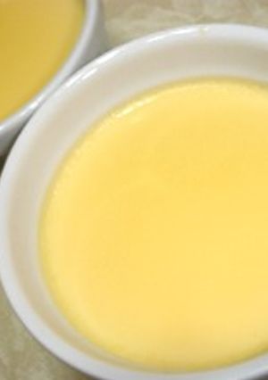 材料３つ！全卵でなめらか蜂蜜プリン　-レシピのメイン写真