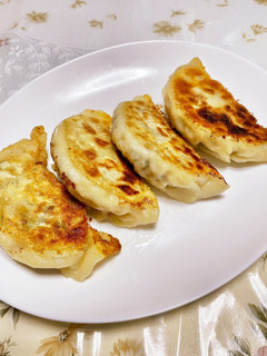 私の餃子 皮も手作り♪-レシピのメイン写真