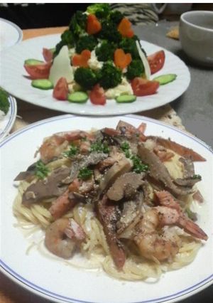 サーモン＆海老＆舞茸のクリームパスタ-レシピのメイン写真