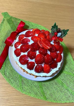 シュークリームどーんdeイチゴタルト-レシピのメイン写真