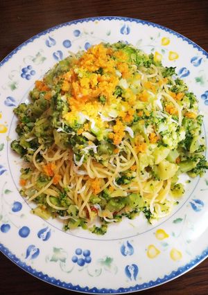 ブロッコリーとしらすのペペロンチーノ-レシピのメイン写真