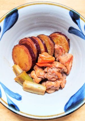 簡単◎鶏もも肉とさつま芋のピリ辛甘酢煮-レシピのメイン写真