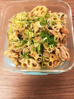 れんこんと豚こまの甘酢炒め-レシピのメイン写真