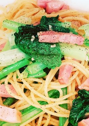 小松菜とベーコンのにんにく醤油パスタ-レシピのメイン写真
