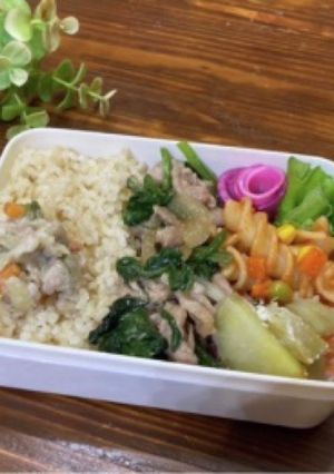 【赤大根】お弁当の彩りに…ポリ袋の酢漬け-レシピのメイン写真