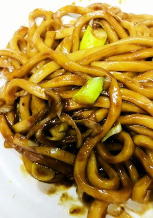 赤味噌タレのあまから焼きうどん-レシピのメイン写真
