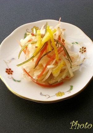 FUFUのおせち～根菜と果実の紅白なます-レシピのメイン写真