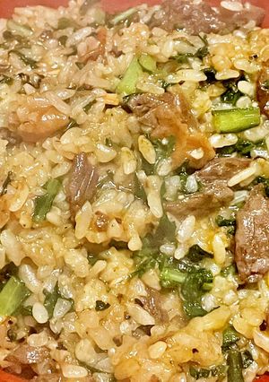 春菊と梅肉のガーリックステーキライス-レシピのメイン写真