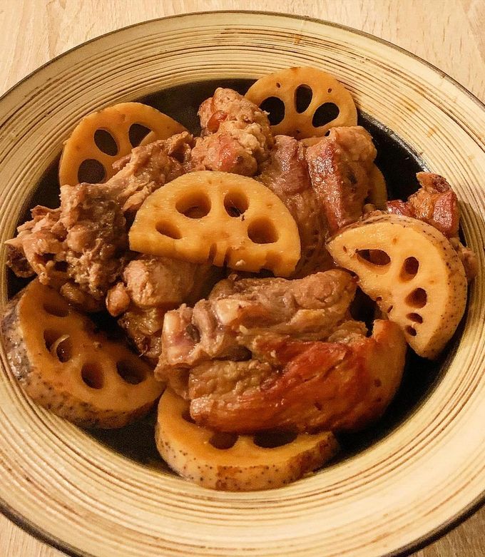豚スペアリブとレンコンの黒糖・黒酢煮込み-レシピのメイン写真