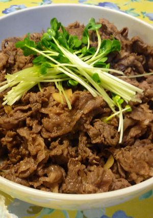 簡単♪さっぱり牛肉の酢炒めｏｎ大根サラダ-レシピのメイン写真