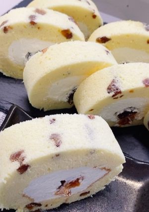 干し柿ロールケーキ 高級なお菓子-レシピのメイン写真