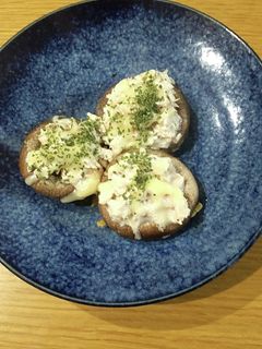 簡単!しいたけのツナマヨチーズ焼き-レシピのメイン写真
