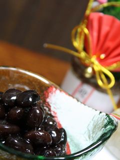 つやつやふっくら♪黒豆煮-レシピのメイン写真