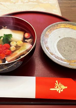 鶏の旨味凝縮♡シンプルなおすましお雑煮-レシピのメイン写真