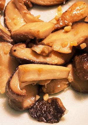 椎茸のガーリックバター醤油炒め-レシピのメイン写真