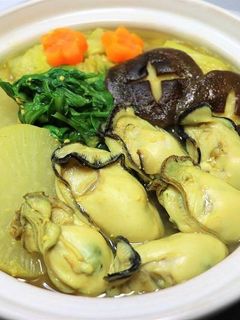 牡蠣の味噌鍋カレー風味-レシピのメイン写真