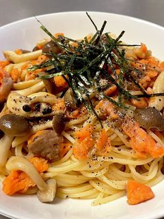 ガリバタ塩鮭パスタ-レシピのメイン写真