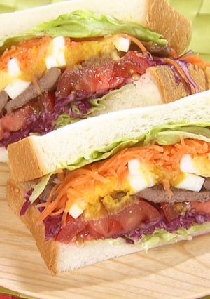 シカロース肉の照り焼き彩りサンド-レシピのメイン写真