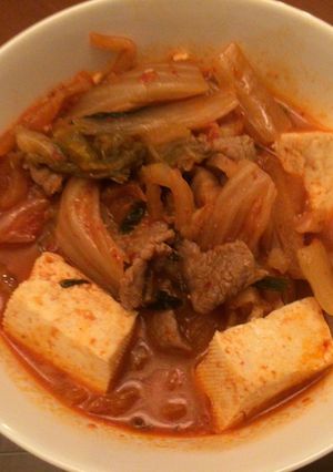 韓国の家庭で食べる　キムチチゲ-レシピのメイン写真