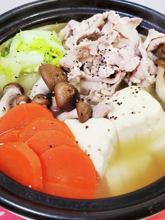 塩麹の旨みと野菜の甘味がうま♪塩麹鍋-レシピのメイン写真