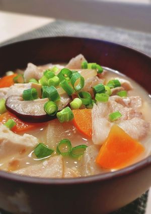 ゴマ油香る！具だくさん豚汁-レシピのメイン写真