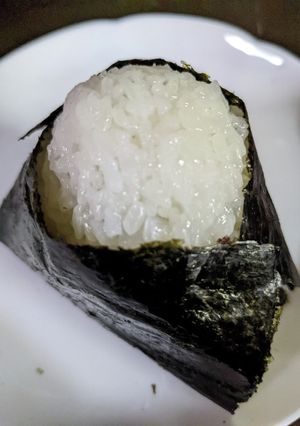 簡単☆美味しい☆ミートボールおにぎり-レシピのメイン写真