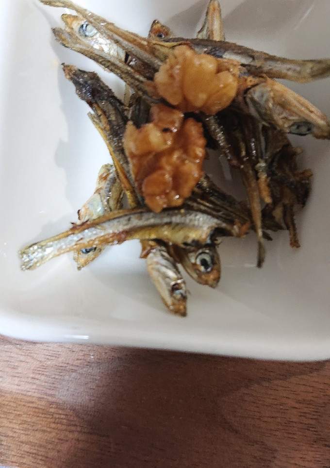 田作り風。クルミ入り。食べる煮干使用。-レシピのメイン写真