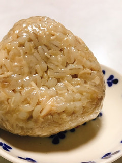 もち麦と玄米の鶏めしおにぎり-レシピのメイン写真