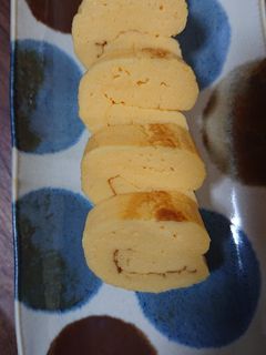 伊達巻き。卵焼き器で作る。-レシピのメイン写真