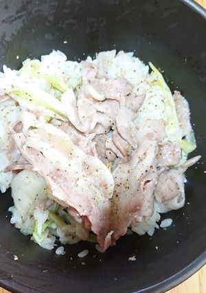 電子レンジで簡単!ネギと豚丼-レシピのメイン写真