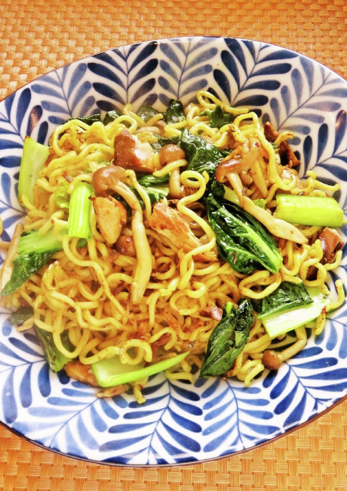 ☺小松菜と鯖水煮缶の簡単カレー焼きそば☺-レシピのメイン写真