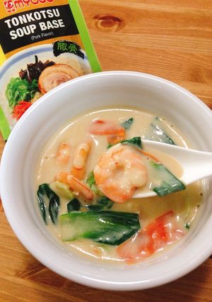 クリーミーえび豚骨スープ-レシピのメイン写真