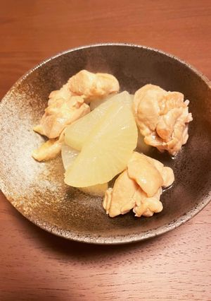 簡単すぎっ！鳥ももと大根の煮物生姜風味-レシピのメイン写真