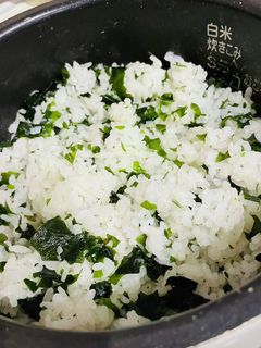 マミィ わかめご飯、五目ご飯 6fdb7b27205480445c8cb66591450a
