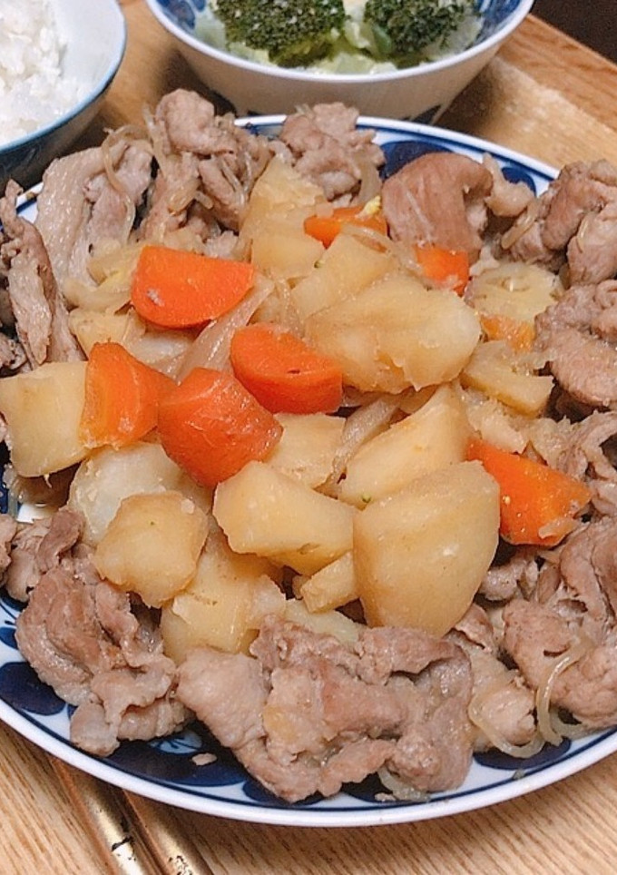おうちの定番☆肉じゃが-レシピのメイン写真