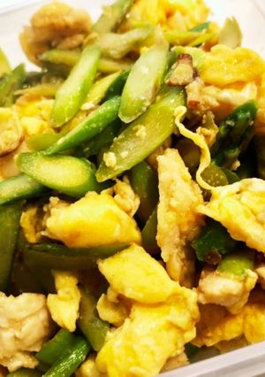 アスパラとサラダチキンの中華風卵炒め-レシピのメイン写真