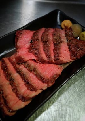 牛肉のタタキ〜w❨(@≧↺≦@)❩wノ-レシピのメイン写真