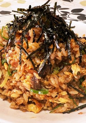 調味料不要　サバ味噌煮缶ニンニク炒飯-レシピのメイン写真