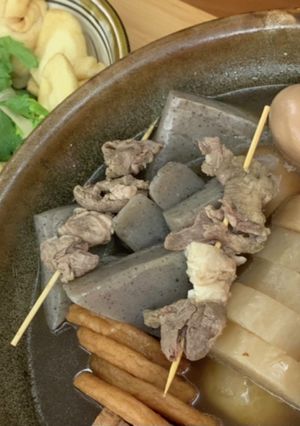 大量のおでんを保温鍋で。主役はコンニャク-レシピのメイン写真