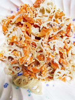 年末年始♪人参・蓮根の余り利用♪サラダ-レシピのメイン写真