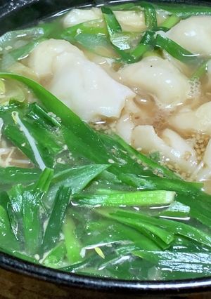 ラーメンスープの素で作る水餃子中華鍋-レシピのメイン写真