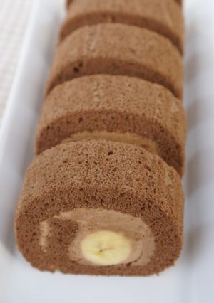 板チョコでチョコバナナロールケーキ-レシピのメイン写真