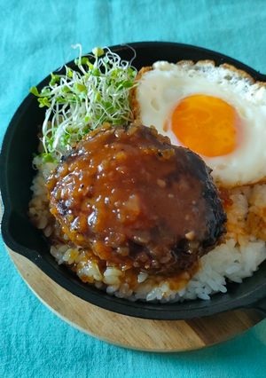 スキレットひとつでWAGYUロコモコ-レシピのメイン写真