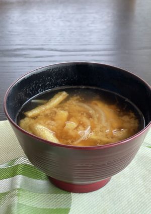 簡単＃玉ねぎと油揚げのお味噌汁-レシピのメイン写真