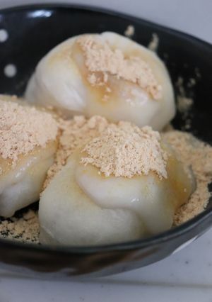 朝昼夕おやつ♪美味♪焼餅の甘酒きな粉かけ-レシピのメイン写真