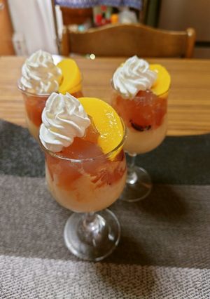 ヨウサマの減塩ピーチ茶とリンゴのムース-レシピのメイン写真