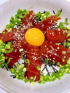 マグロのピリ辛丼-レシピのメイン写真