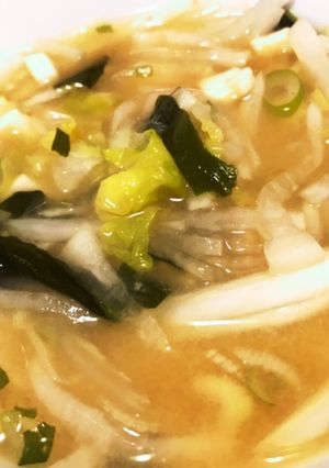 一人分でも超簡単。野菜たくさんのお味噌汁-レシピのメイン写真