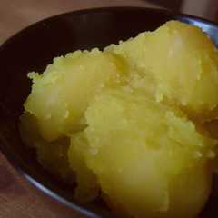 A picture of ぽってり栗きんとん.