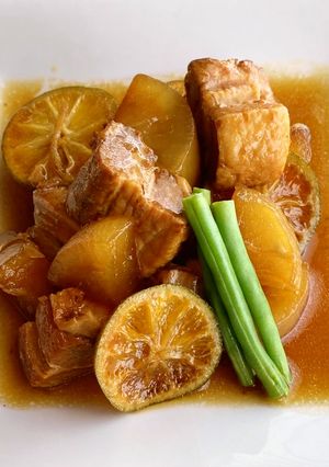 浜松産大根と豚バラ肉の 三ヶ日みかん角煮-レシピのメイン写真